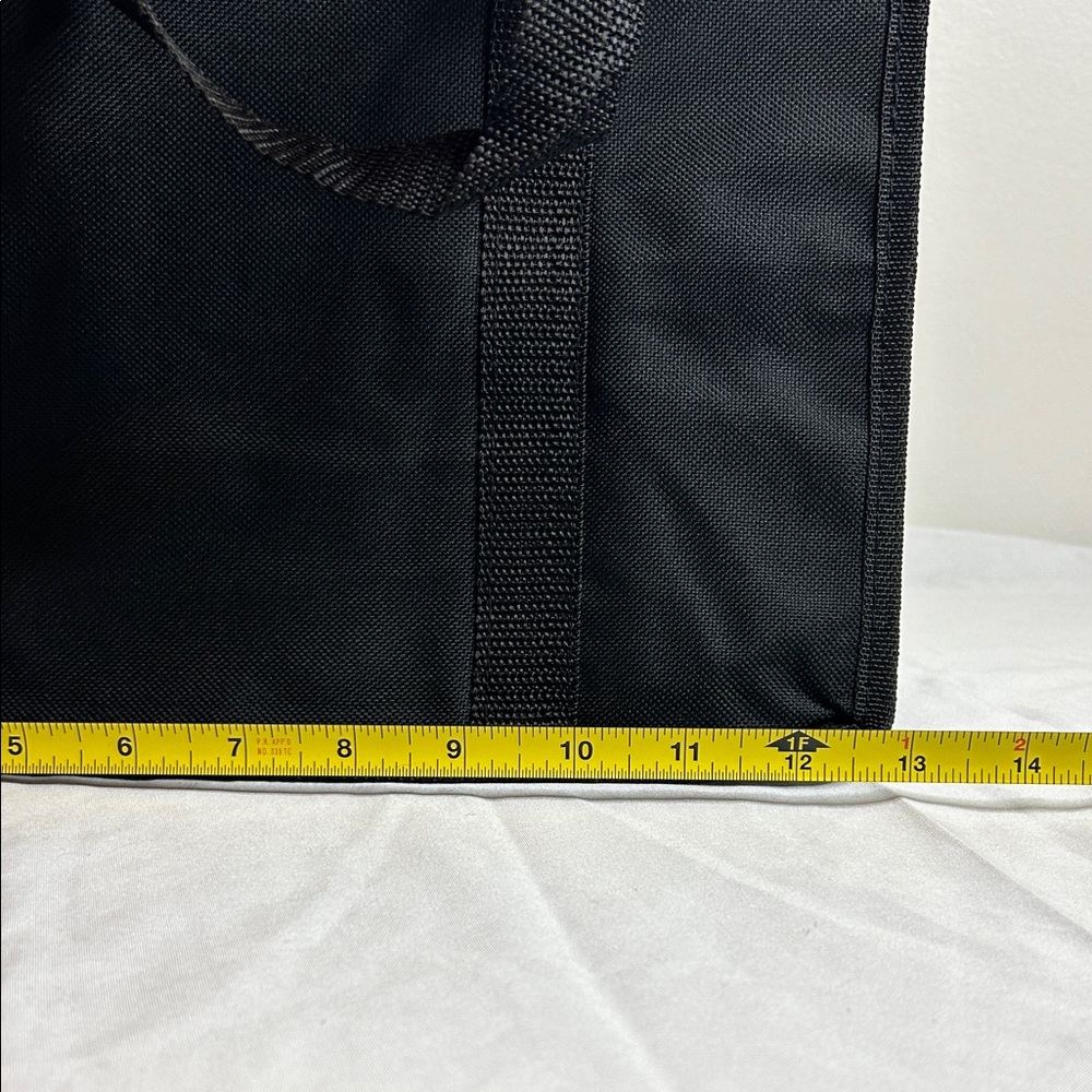 Elegant Black Tote Bag - Picture 5 of 7